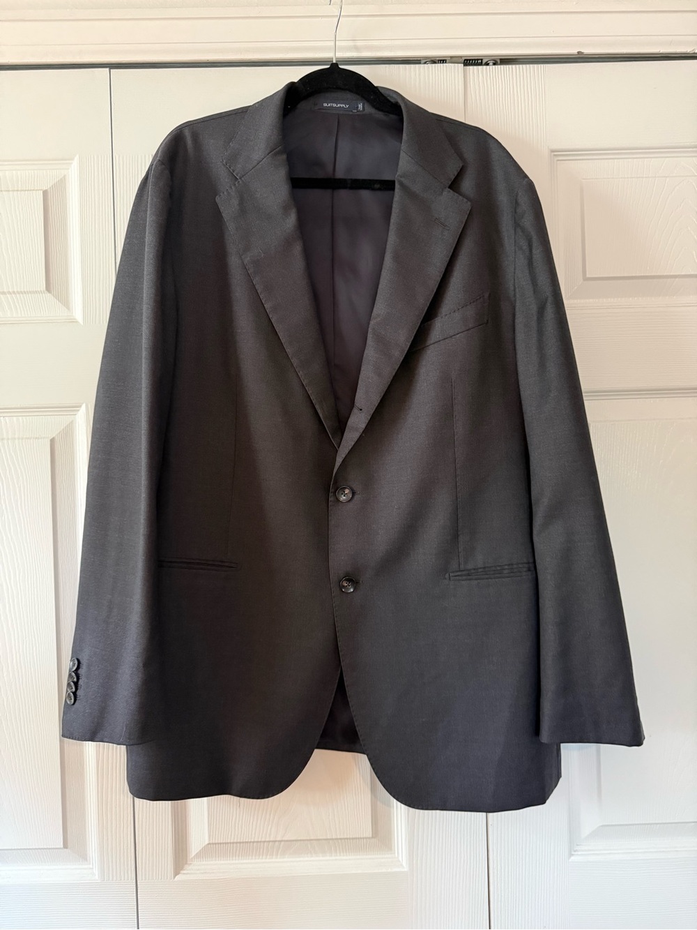 Suitsupply Men's Dark Charcoal Suit